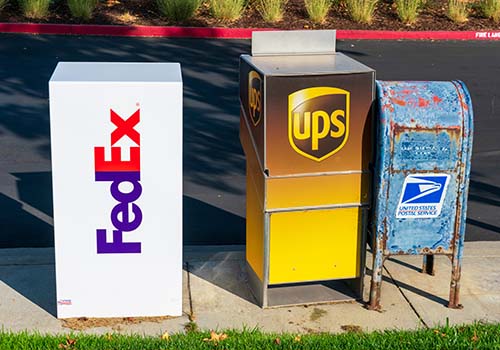 USPS Vs. UPS Vs. FedEx | Which One Should You Choose?